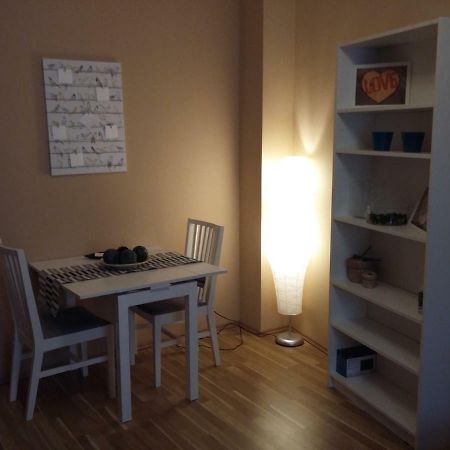 Angel Apartment Nr 4 Near To The Center Praha Bagian luar foto